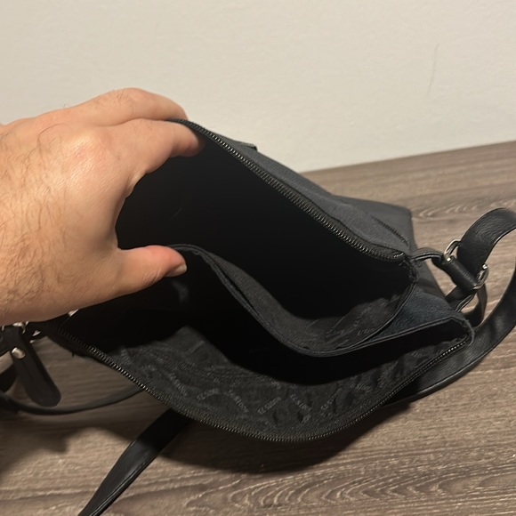 Roots crossbody bag - Picture 5 of 7